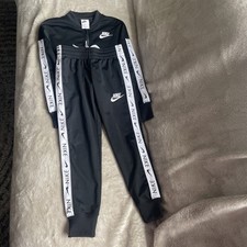 Nike Boys' Tracksuit Size