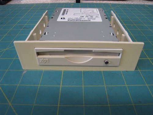 Iomega zip z100atapi - iomega, 100mb