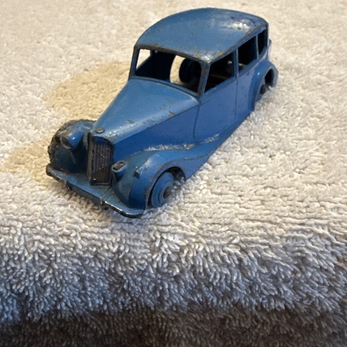 1940 dinkytoys triumph 1800 - dinkytoys,