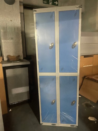 Door steel staff locker - 4,