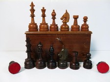 VINTAGE PHILIPPINES CHESS SET CLUB SIZE STAUNTON PATTERN K 4.5" AND BOX NO BOARD