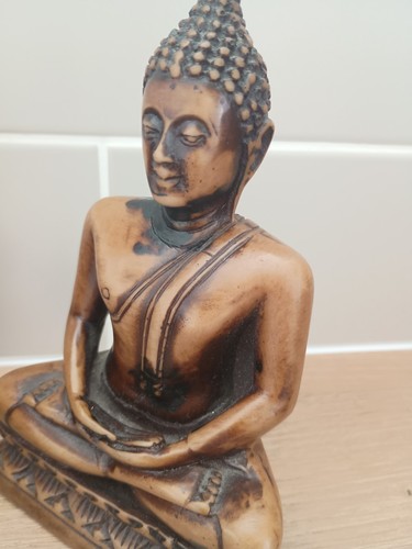 Vintage seated indonesian - vintage,