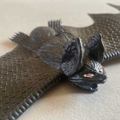 Black plastic vampire - black,