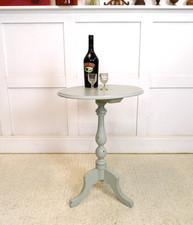 Victorian Mahogany painted chic wine side table tripod top plant stand table