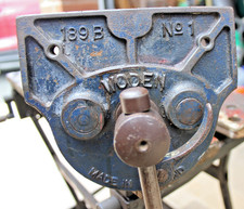 OLD WODEN 189  B.   JOINERS/WOODWORKERS QUICK RELEASE VICE