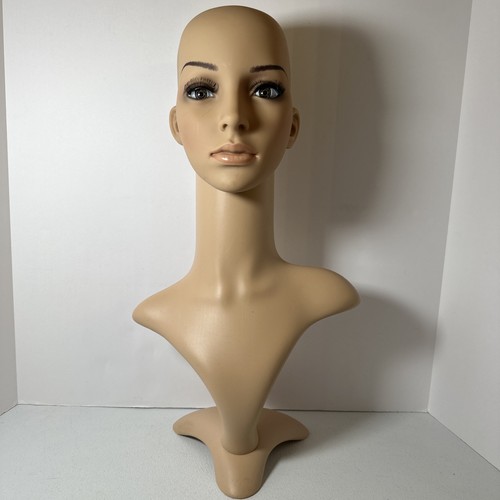 Female bald mannequin head - bald,