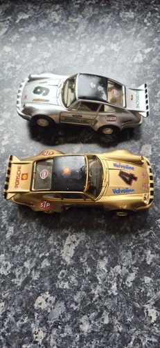 Scalextric porsche cars - 2x,