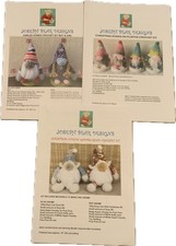 2 x Yorkshire Terrier knitting