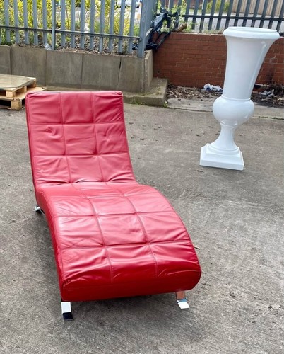 Corbusier style chaise - corbusier,