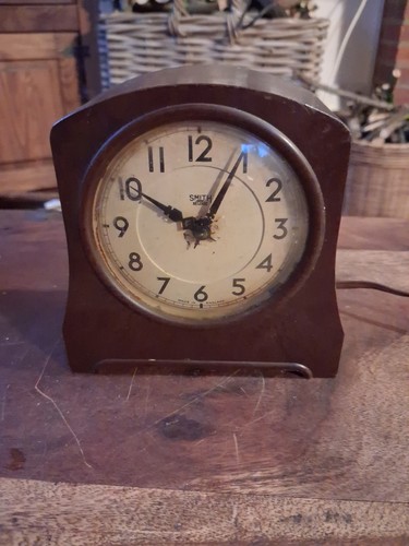 Smiths mantle clock art deco - mantle,