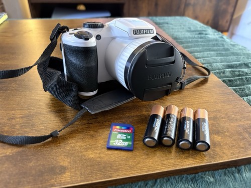 Fujifilm finepix s4800 16mp - finepix,