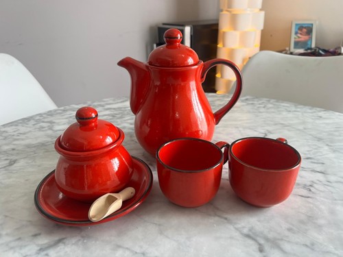 Retro vintage vibrant red - retro,