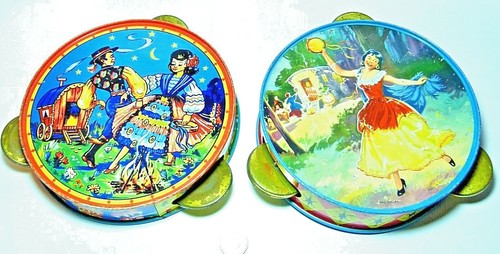 Pair vintage tinplate chad - vintage,