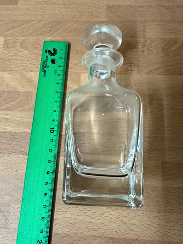 Clear glass square decanter - clear,