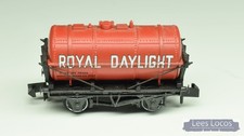 Peco Royal Daylight tanker