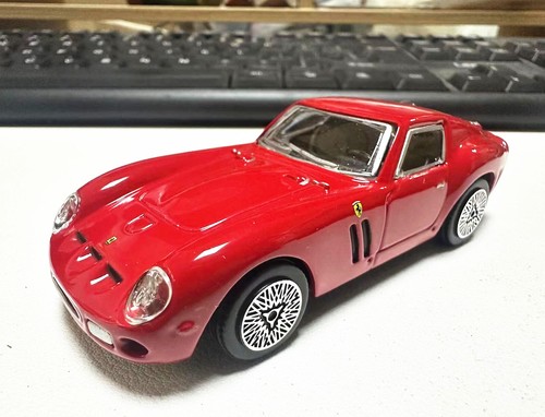 Bburago ferrari 250 gto - 1:43,