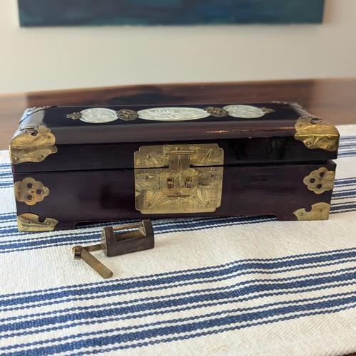 Chinese rosewood jewelry box - rosewood,
