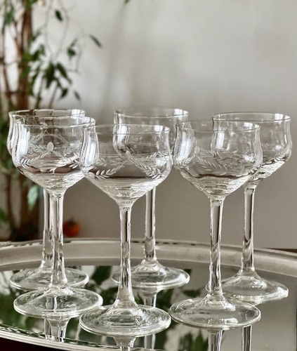 Wine glasses floral vines - wine,