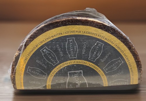 Kaltbach cave aged - , gouda
