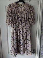 Size 16 Floral Black Peach And