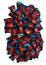 CADBURY ROSES X30 CHOCOLATE SIGNATURE TRUFFLES FREE IST CLASS POST NEW