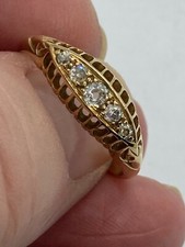 VICTORIAN  18 CARAT GOLD 5 STONE EARTH MINED DIAMOND ENGAGEMENT RING O 1/2