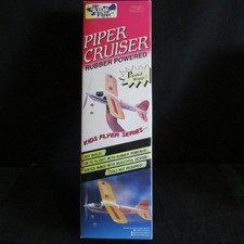 UM KF10. PIPER CRUISER.RUBBER