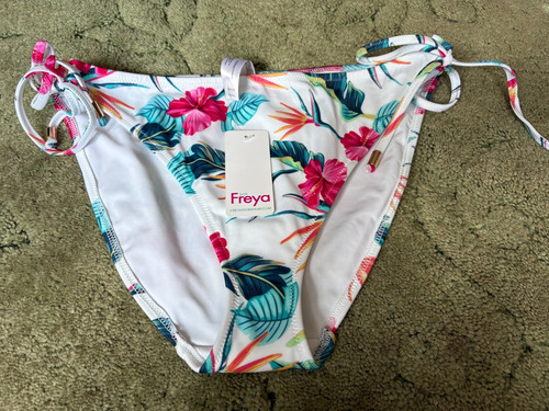 Bnwt ladies freya next - ladies,