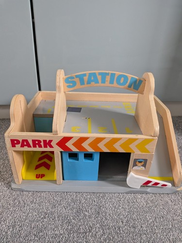Melissa doug service station - doug,