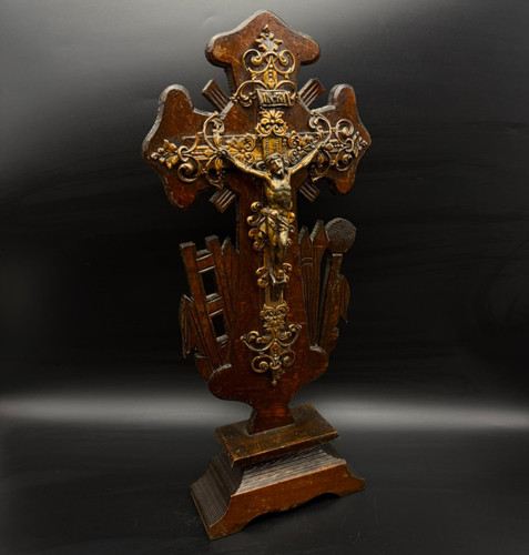 French crucifix wood metal - crucifix,