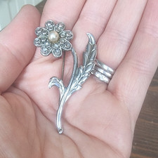 Vintage Brooch 1940's