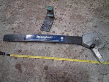 Caravan Stronghold Stabiliser complete with bracket