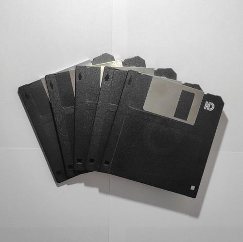 Black floppy disks - 5x,