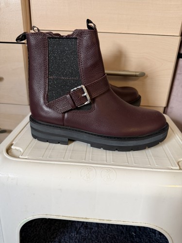 Girls clarks gusset panel with - gusset,