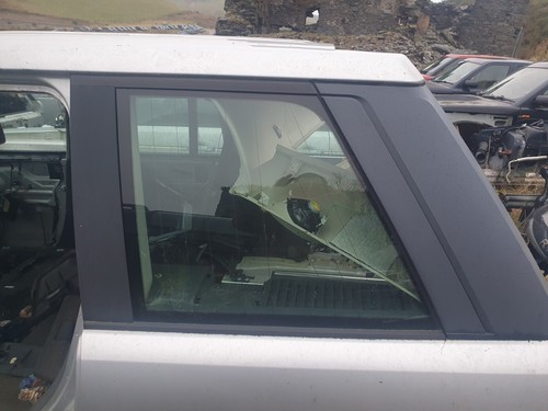 Range rover l322 glass