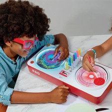 FAO Schwarz Spin & Twist 3D