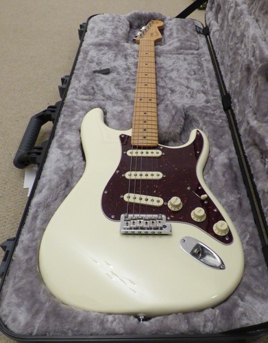 2021 fender stratocaster - 2021,