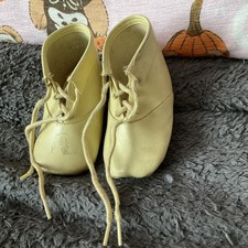 Old Shoes For Doll/bear