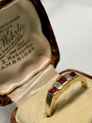 18ct gold ruby diamond ring - gold,