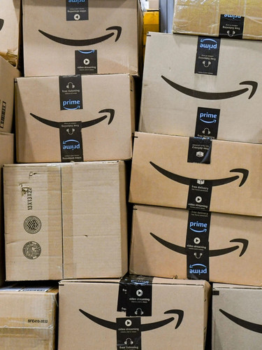 Amazon mystery box 20 - amazon,