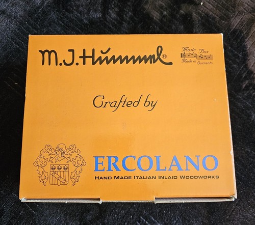 Hummel heirloom music box - m, j