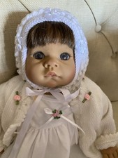 Lee Middleton’ African American Brown Eyed vinyl Doll - 1993  soft bodied  2528 