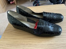 VAN DAL Verona black mock croc