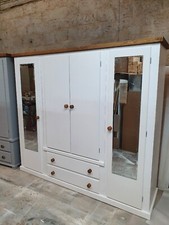 AYLESBURY NEXT 4 DOOR  2