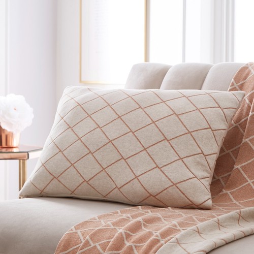 Studio ready made - studio, cushions