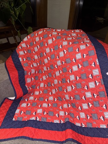 Vtg handmade quilt - handmade, white