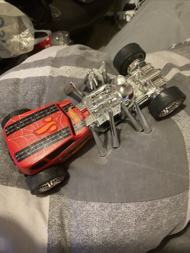 Hot wheels spider car - hot,