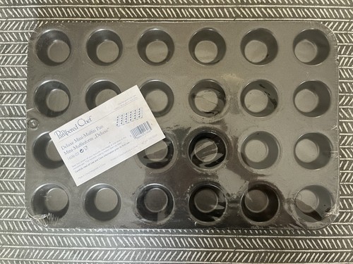 New pampered chef deluxe - new,