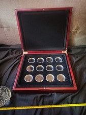 Vintage Wooden Coin Storage Box Holds 24 Capsules