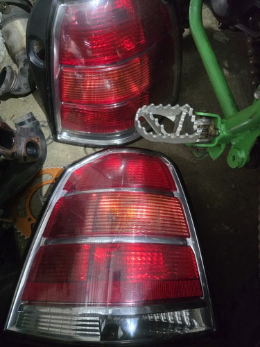 Zafira cdti rear lights - b,